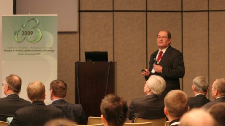 Internet aktywny, usługi i nowe media na Konferencji i3