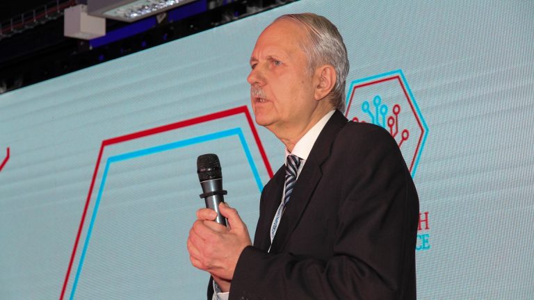 Prof. Jan Węglarz otrzymał nominację na honorowego obywatela Poznania