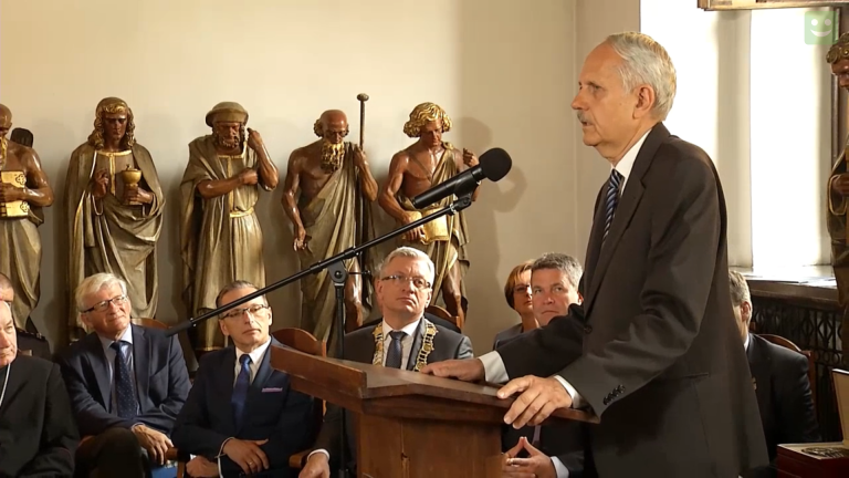 Profesor Jan Węglarz Honorowym Obywatelem Miasta Poznania