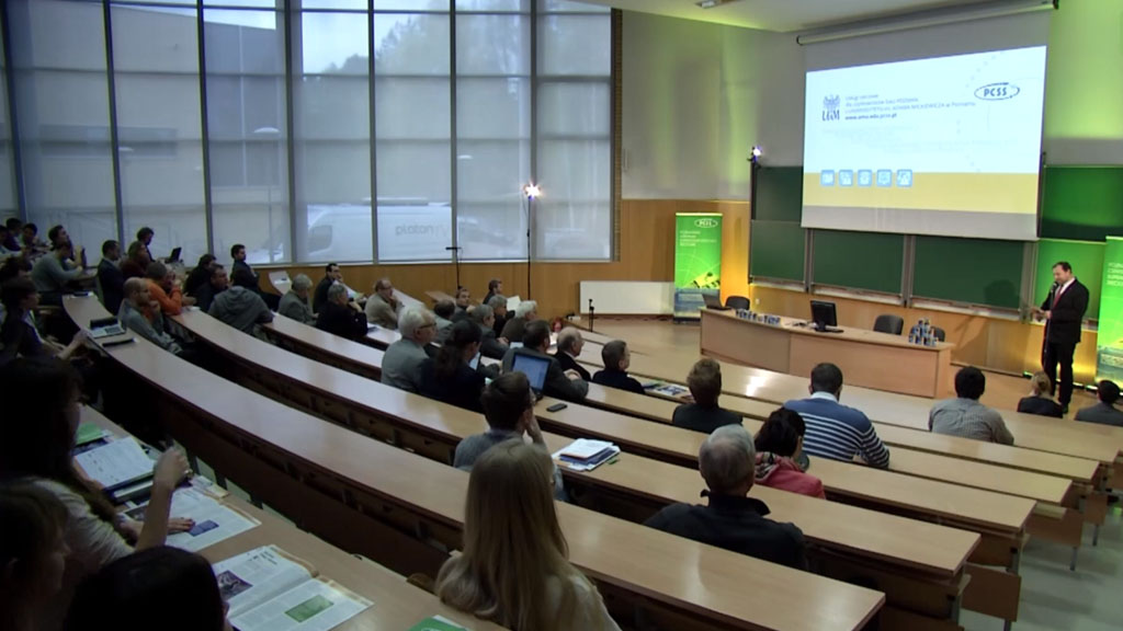 Prezentacja usług Platformy Obsługi Nauki na UAM: wideo